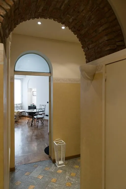 Duomo Open Space Apartment Milan