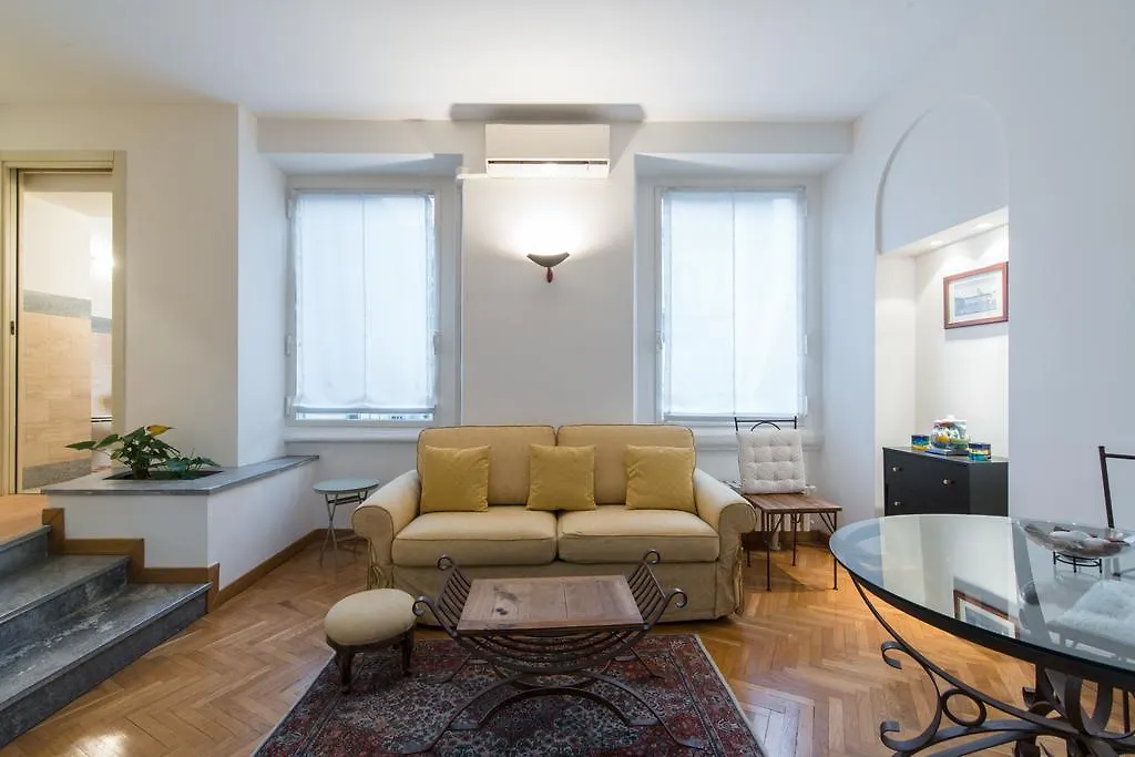 Duomo Open Space Apartment Milan