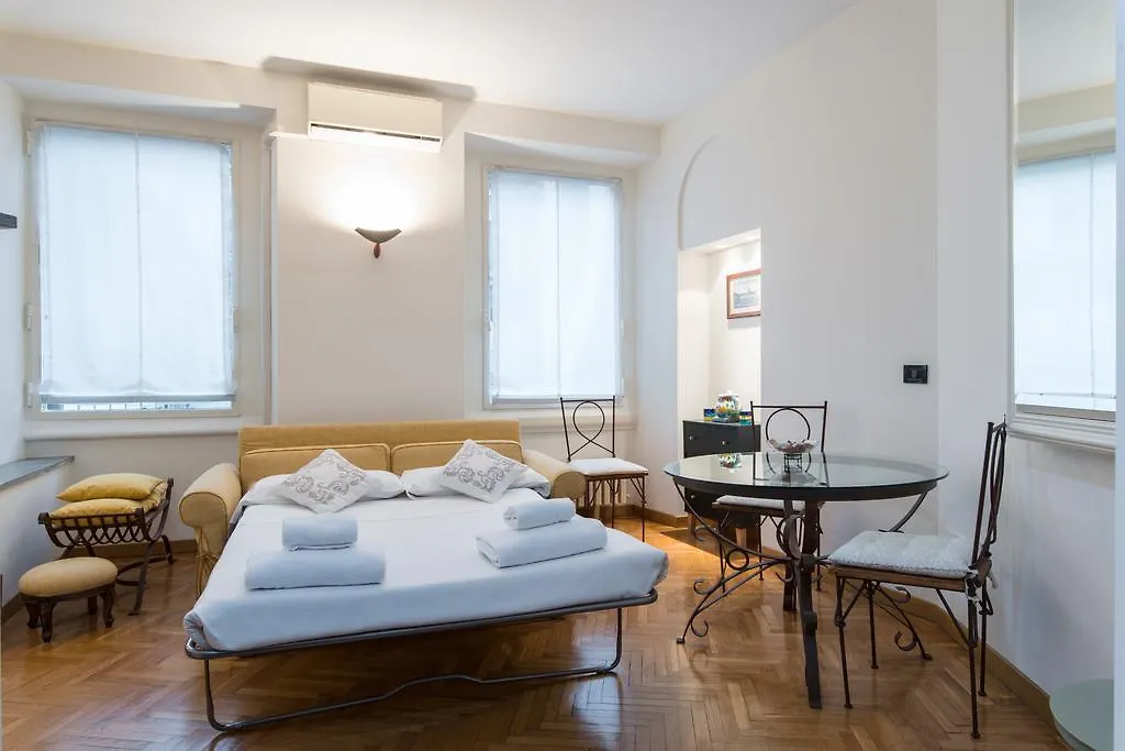 Duomo Open Space Apartment Milan